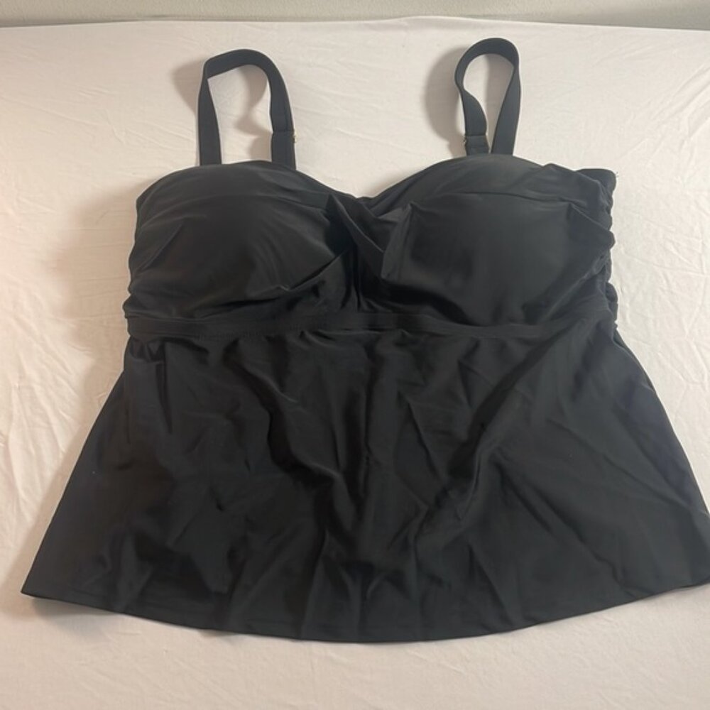 Catalina Front Twist Swim Top